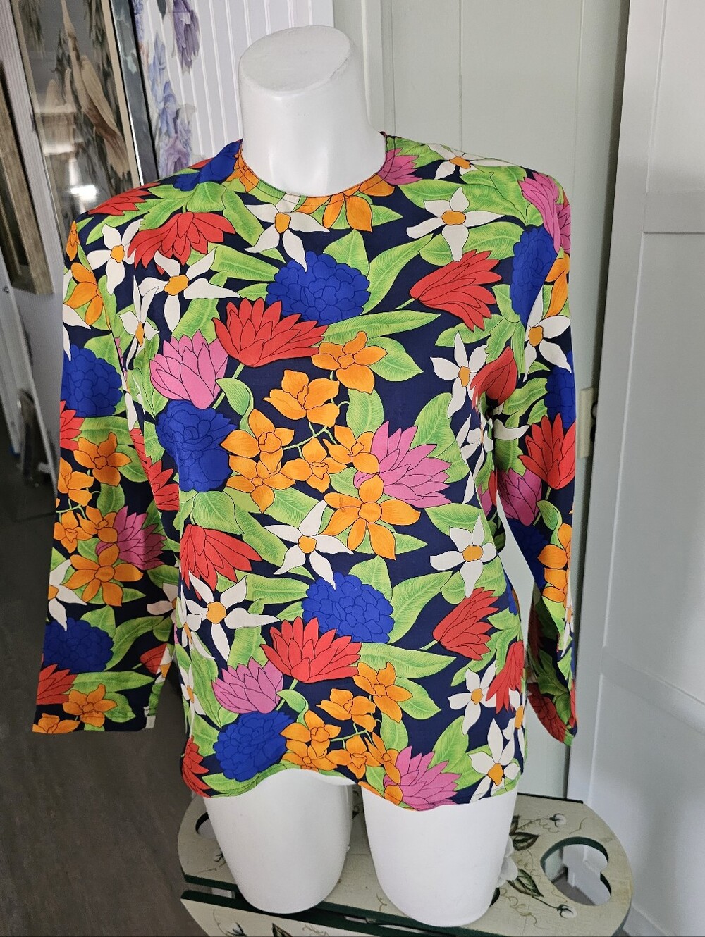 Vtg 90s Chaus Sport Silk Floral Blouse Womens 12 Multicolor Bright Tropical Top